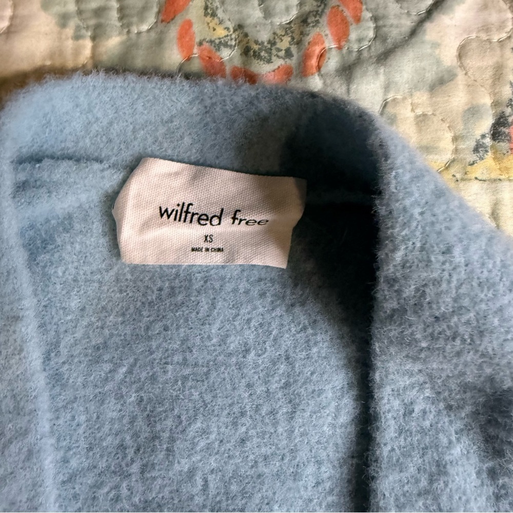 Aritzia Wilfred Blue Fuzzy Button-Up Cardigan XS Preppy Soft Hush Knit - Picture 11 of 14